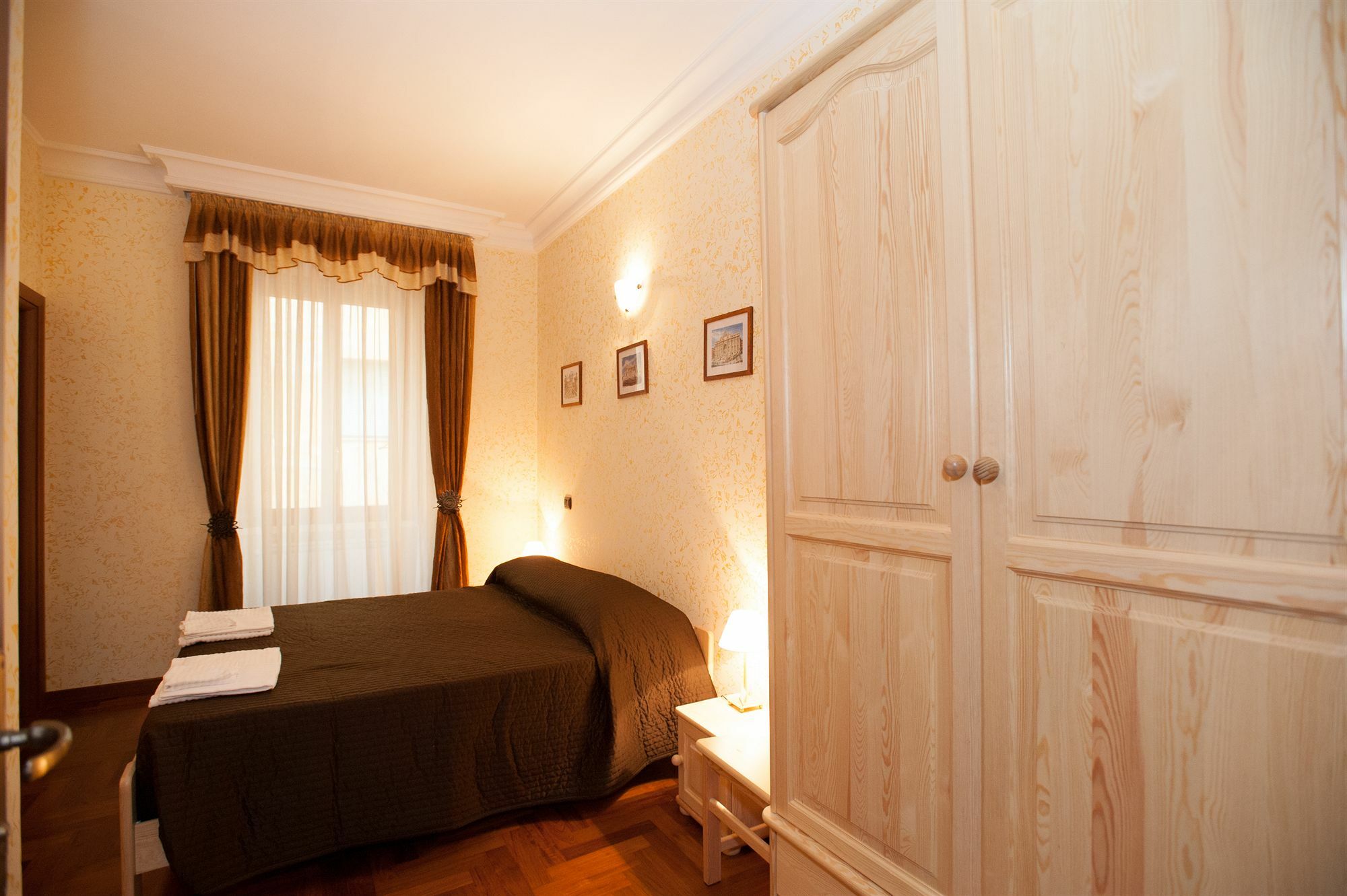 St. Peter'S Rooms โรม ภายนอก รูปภาพ
